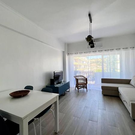 코스타 다 카파리카 Apartamento Muito Central - 300 Metros Da Praia 아파트 외부 사진