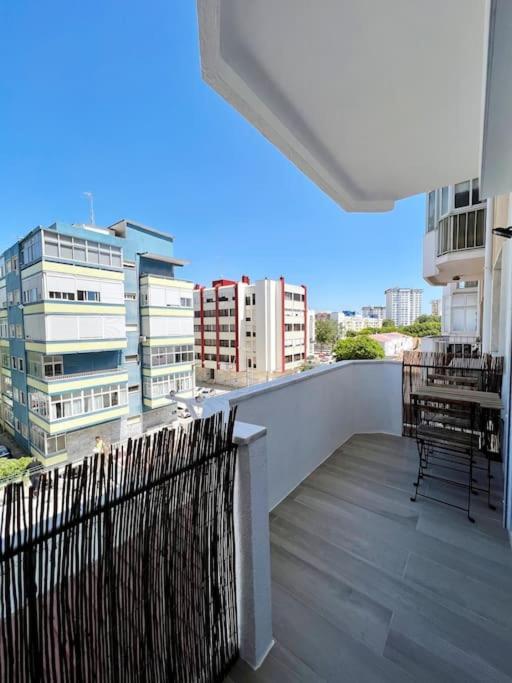 코스타 다 카파리카 Apartamento Muito Central - 300 Metros Da Praia 아파트 외부 사진