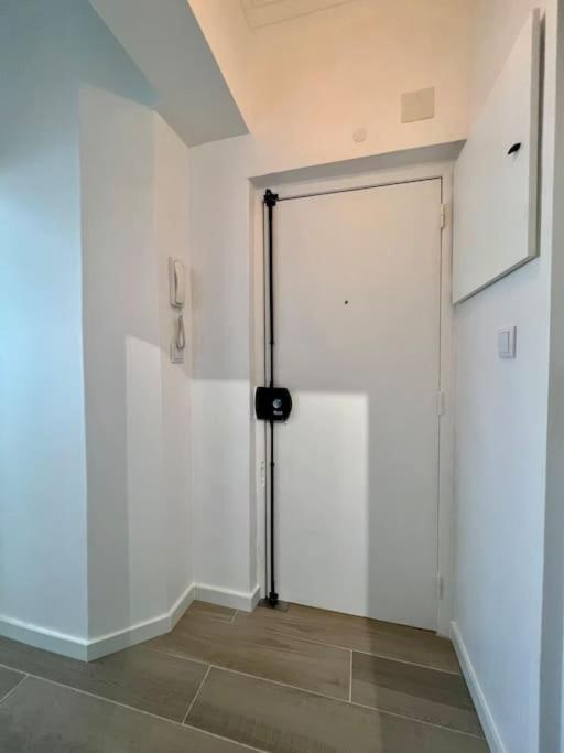 코스타 다 카파리카 Apartamento Muito Central - 300 Metros Da Praia 아파트 외부 사진