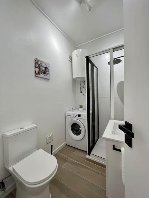 코스타 다 카파리카 Apartamento Muito Central - 300 Metros Da Praia 아파트 외부 사진